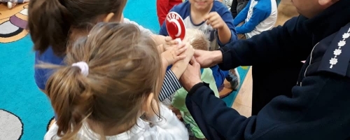 Policjant w przedszkolu